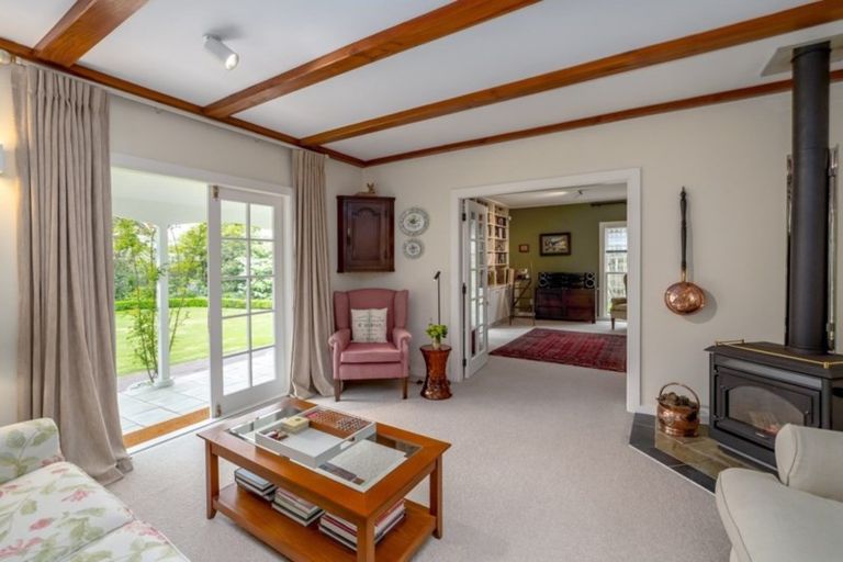 Photo of property in 17 Jellicoe Street, Greytown, 5712