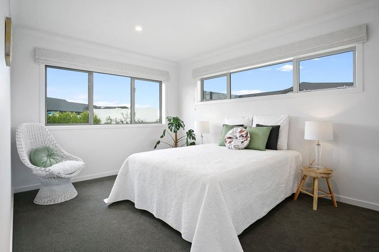 Photo of property in 18 Mike Smith Drive, Cambridge, 3434