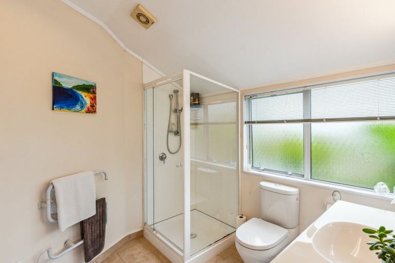 Photo of property in 47 Golf Road, Paraparaumu Beach, Paraparaumu, 5032