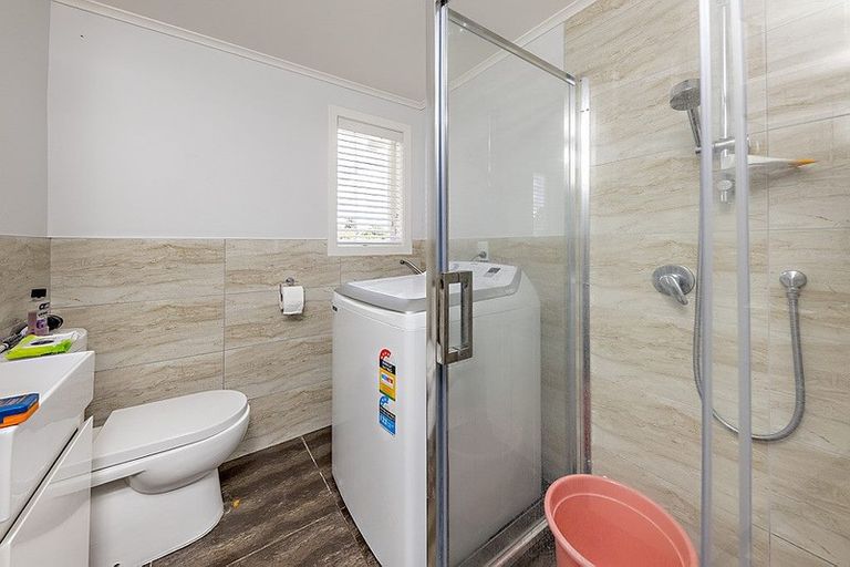 Photo of property in 30a Holland Street, Pukekohe, 2120