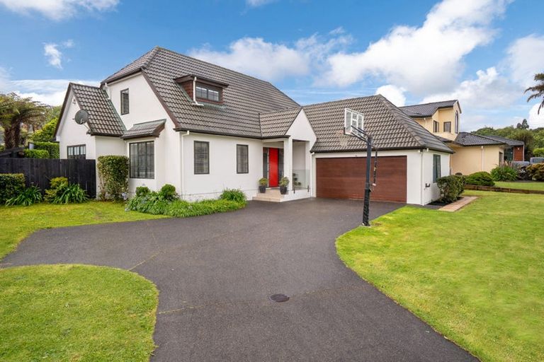 Photo of property in 4 Opal Close, Rosedale, Auckland, 0632