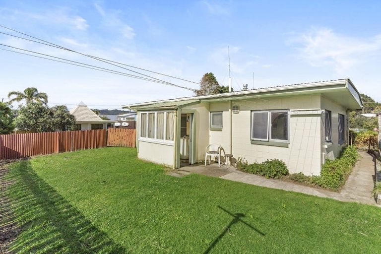 Photo of property in 112 Philomel Road, Whangamata, 3620