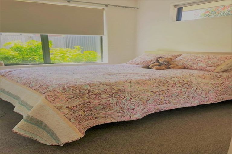 Photo of property in 1 Hawthorn Mews, Rangiora, 7400