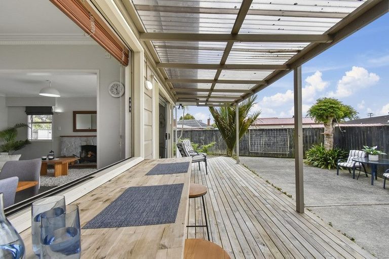 Photo of property in 100 Fitzroy Street, Papatoetoe, Auckland, 2104