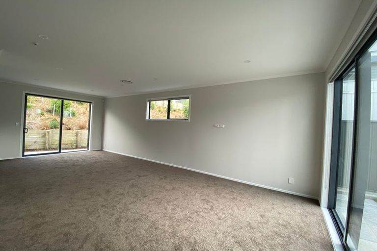 Photo of property in 23 Koreke Close, Kenepuru, Porirua, 5022