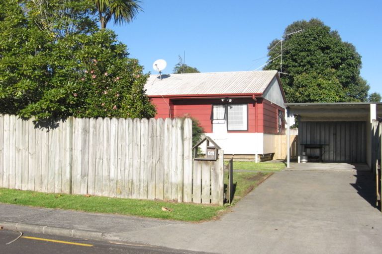 Photo of property in 1a Celmisia Place, Weymouth, Auckland, 2103