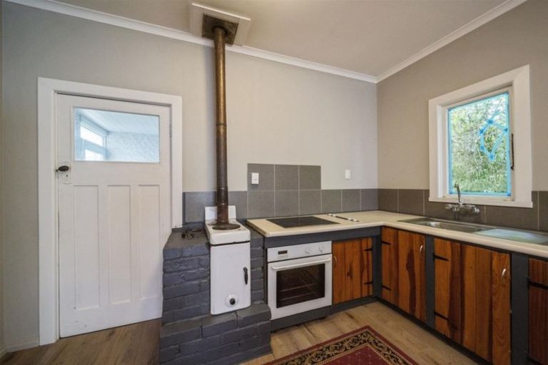 Photo of property in 6 Percy Avenue, Stratford, 4332