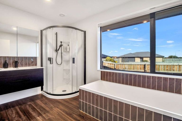 Photo of property in 19 Cressy Place, Darfield, 7510