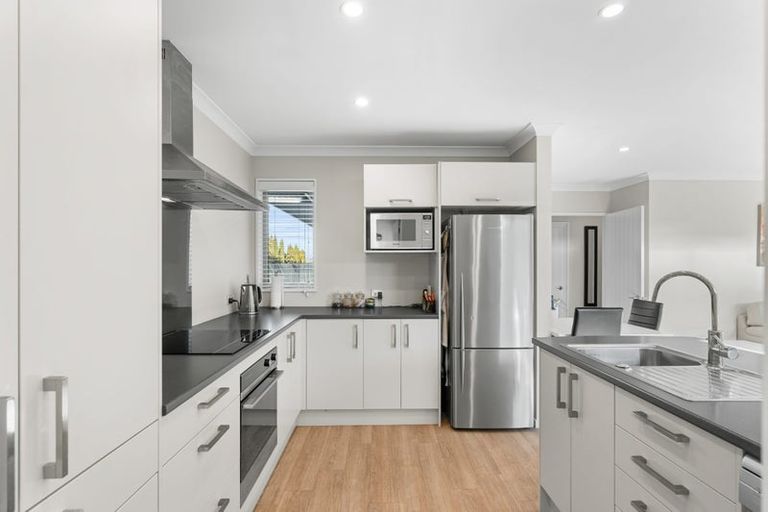 Photo of property in 3/502 Harewood Road, Harewood, Christchurch, 8051