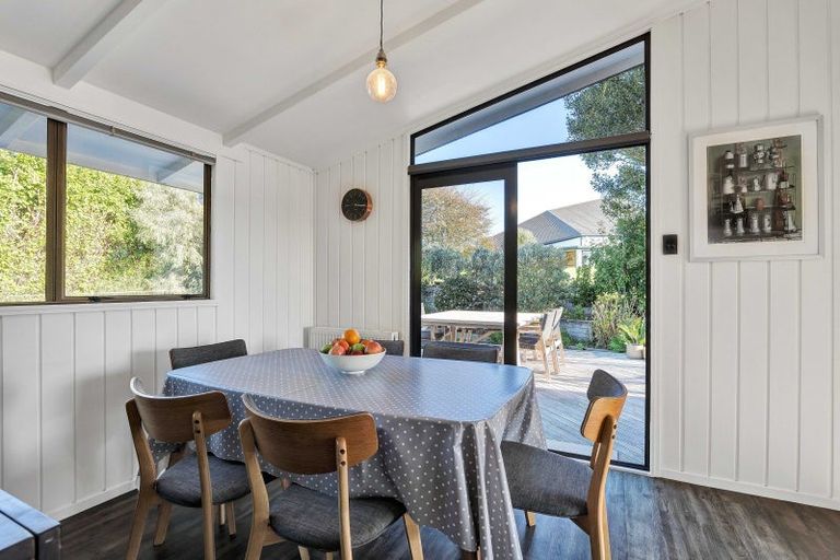 Photo of property in 62d Poplar Grove, Whalers Gate, New Plymouth, 4310