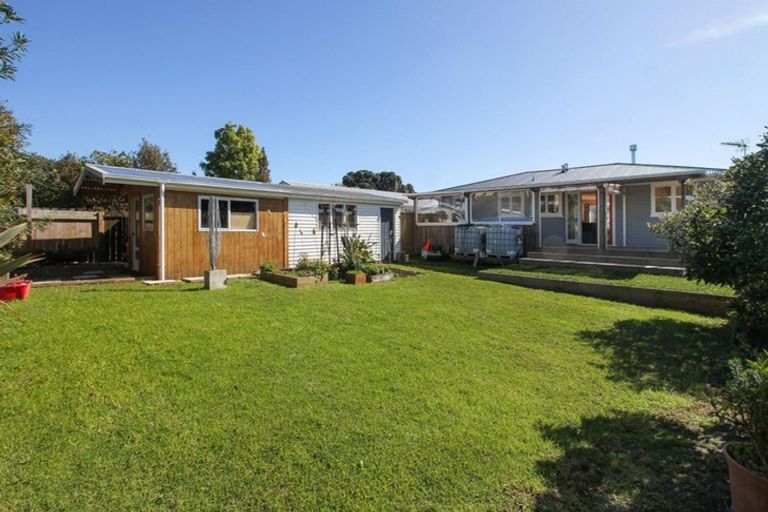 Photo of property in 20 Melba Street, Beach Haven, Auckland, 0626
