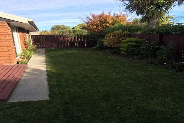 Photo of property in 1/51 Sturrocks Road, Redwood, Christchurch, 8051