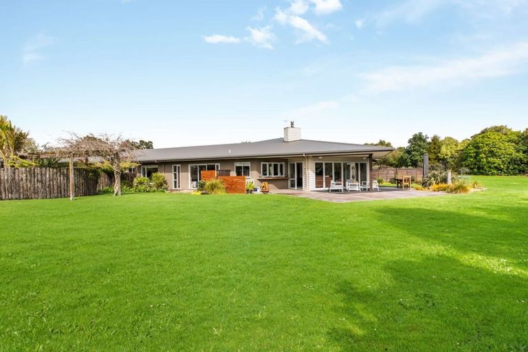 Photo of property in 10 Millbrook Drive, Waiuku, 2683
