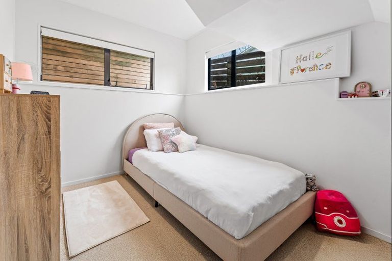 Photo of property in 8 Brigitte View, Snells Beach, 0920