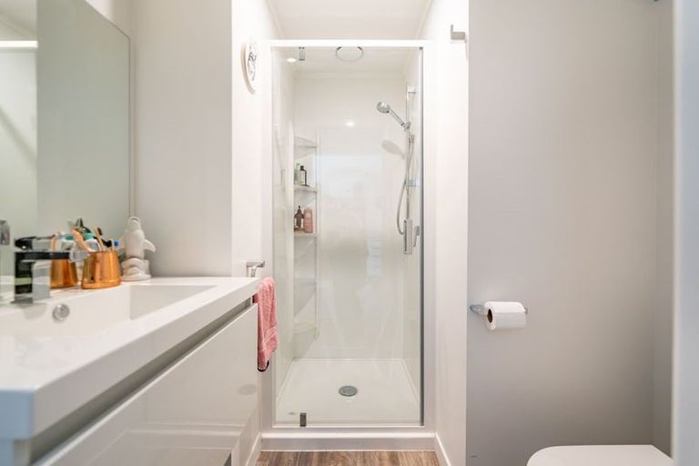 Photo of property in 16 Constable Street, Newtown, Wellington, 6021