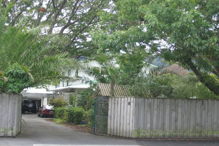 Photo of property in 393 Fergusson Drive, Heretaunga, Upper Hutt, 5018