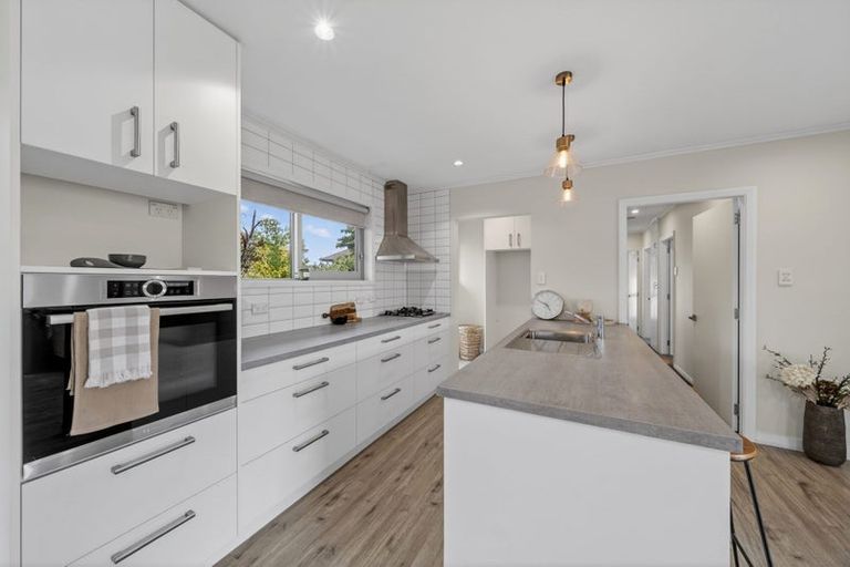 Photo of property in 6 Clarevale Street, Burwood, Christchurch, 8083