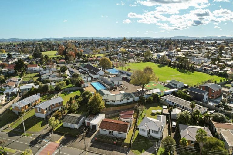 Photo of property in 53 Urlich Avenue, Melville, Hamilton, 3206