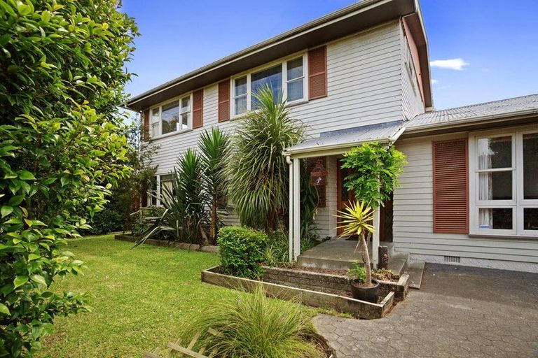 Photo of property in 1033 High Street, Avalon, Lower Hutt, 5011