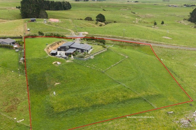 Photo of property in 165 Albert Road, Tokomaru, Palmerston North, 4474
