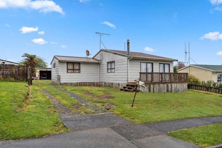 Photo of property in 6 Esk Crescent, Tokoroa, 3420
