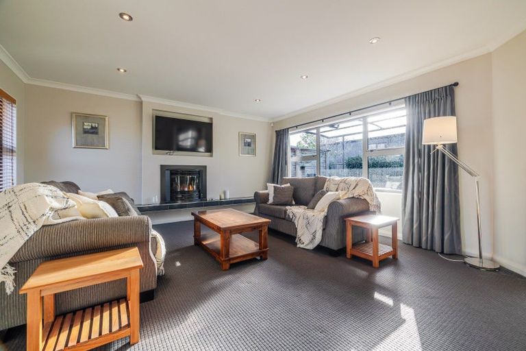 Photo of property in 211a Vogel Street, Roslyn, Palmerston North, 4414