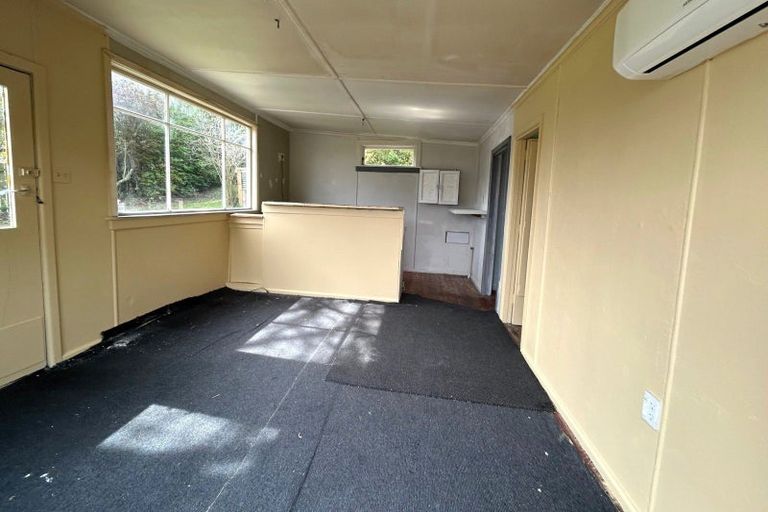 Photo of property in 8 School Road, Kakanui, Oamaru, 9495