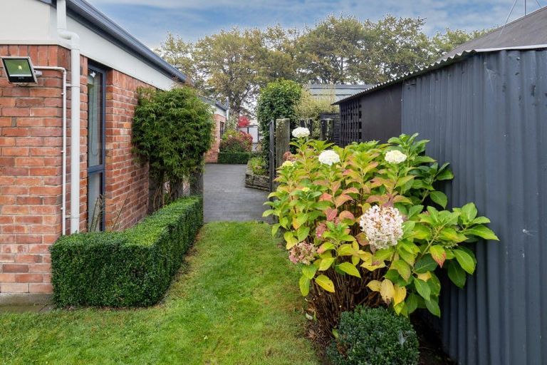 Photo of property in 28 Oak Grove, Ashburton, 7700