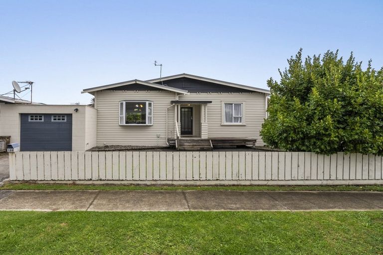Photo of property in 188 Brooklands Road, Vogeltown, New Plymouth, 4310