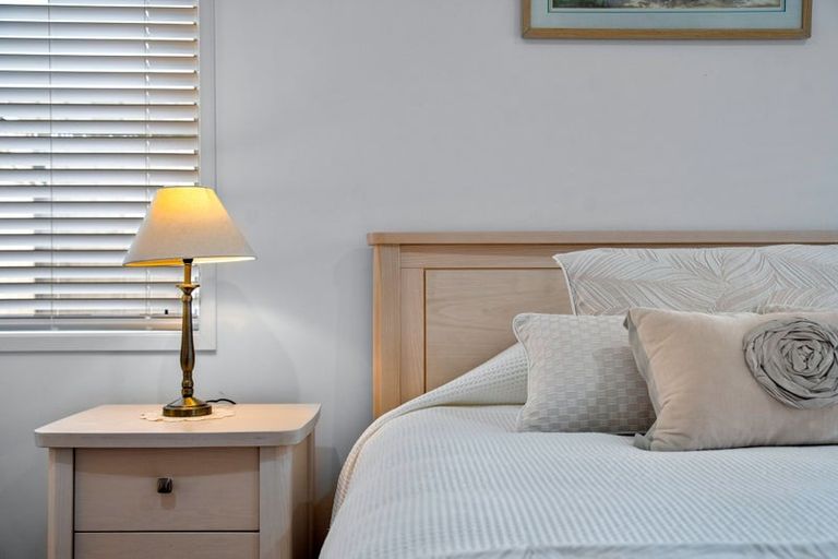 Photo of property in 5 Sophia Place, Karaka, Papakura, 2113