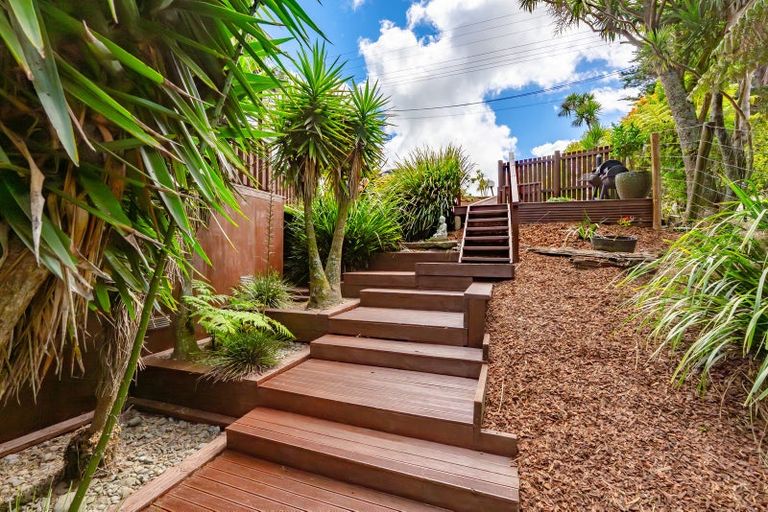 Photo of property in 169 Wairere Road, Waitakere, Henderson, 0782
