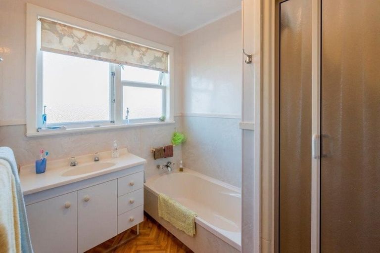 Photo of property in 27 Tawa Street, Levin, 5510
