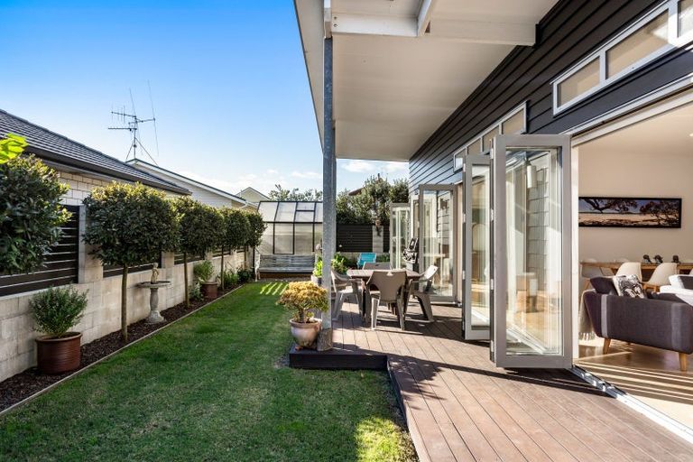 Photo of property in 59b Simpson Road, Papamoa Beach, Papamoa, 3118