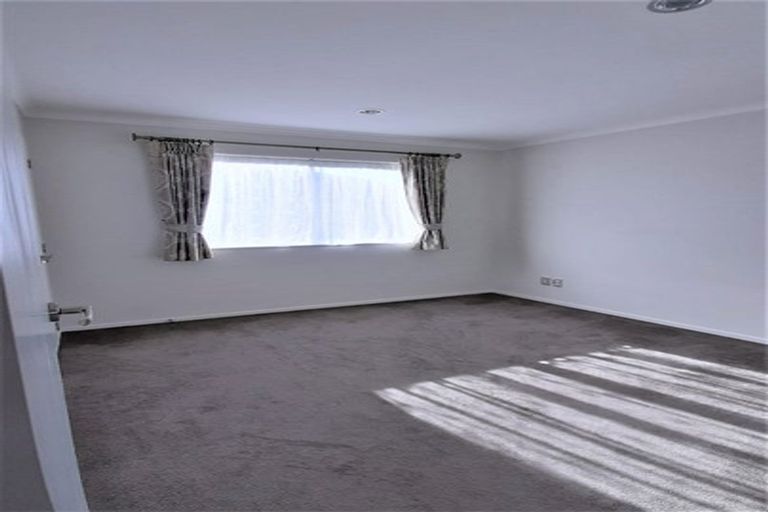 Photo of property in 13 Cahir Place, Flat Bush, Auckland, 2019