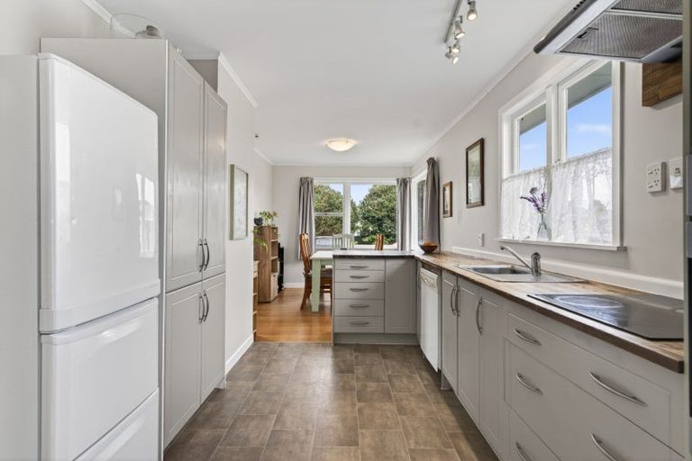 Photo of property in 11 Erin Street, Tikipunga, Whangarei, 0112