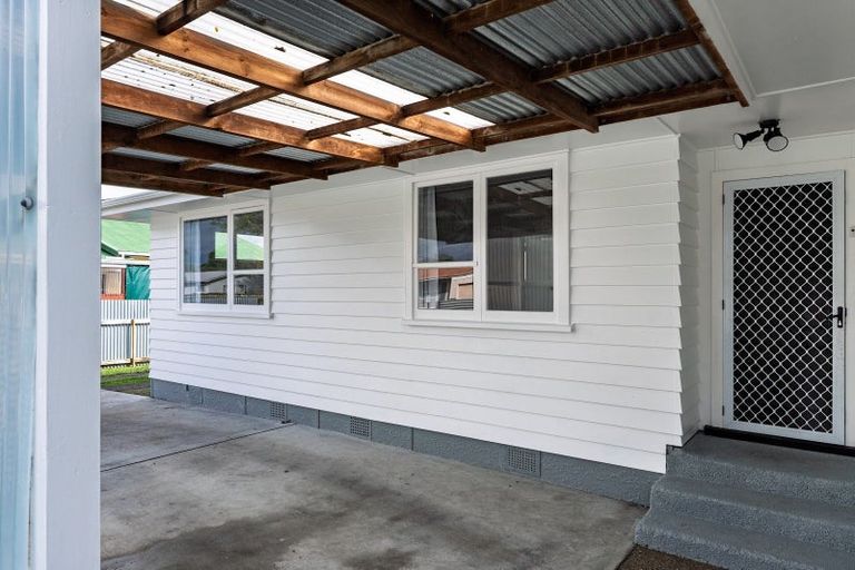 Photo of property in 24 Daphne Place, Outer Kaiti, Gisborne, 4010
