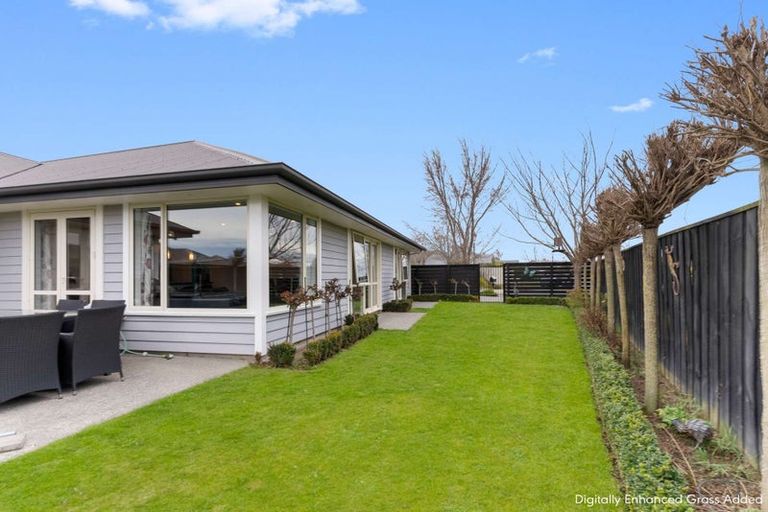 Photo of property in 12 Hampstead Close, Rangiora, 7400