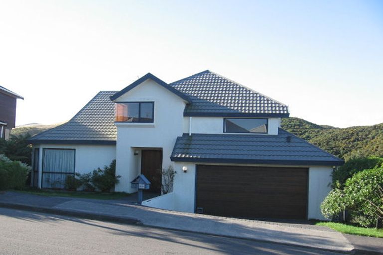 Photo of property in 12 Aintree Grove, Churton Park, Wellington, 6037