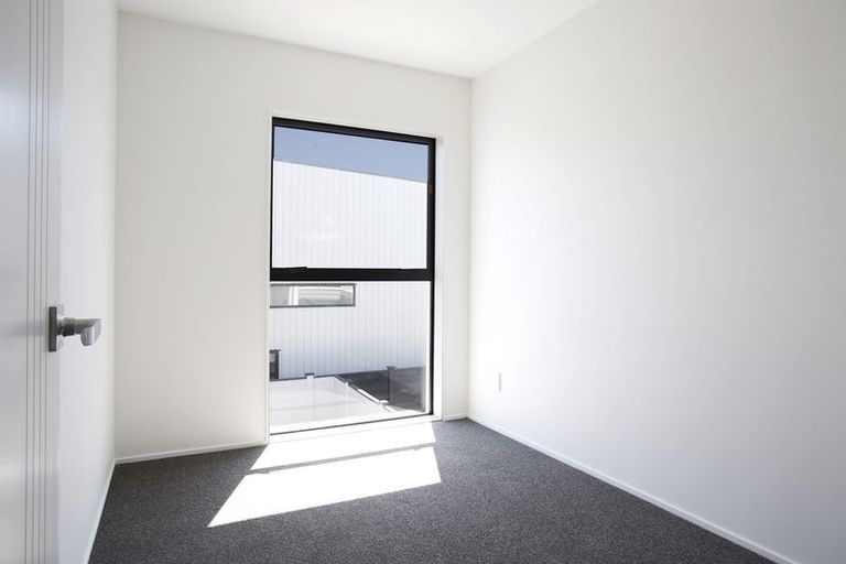 Photo of property in 27 Lili Chen Way, Mangere Bridge, Auckland, 2022
