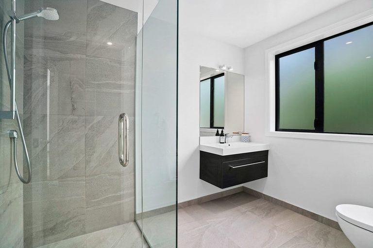 Photo of property in 137 Meadowstone Drive, Wanaka, 9305