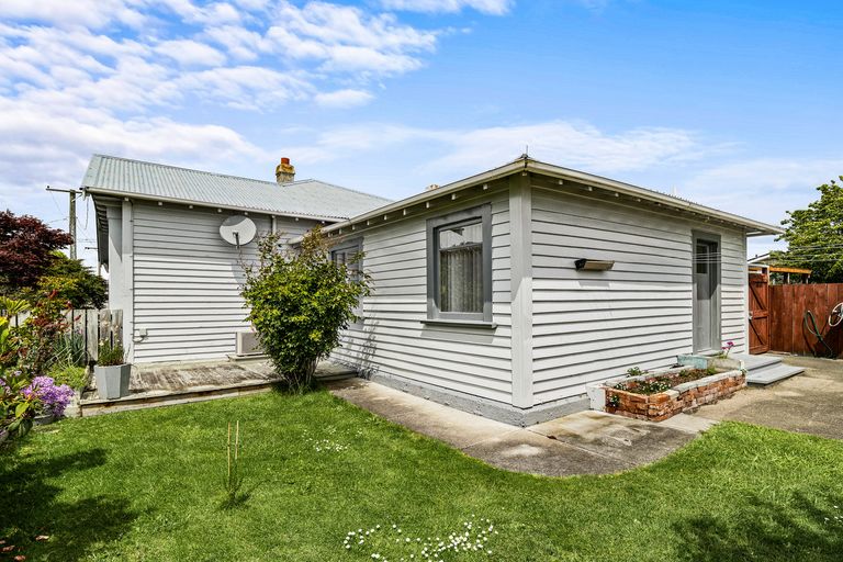 Photo of property in 24 Calder Street, Saint Kilda, Dunedin, 9012