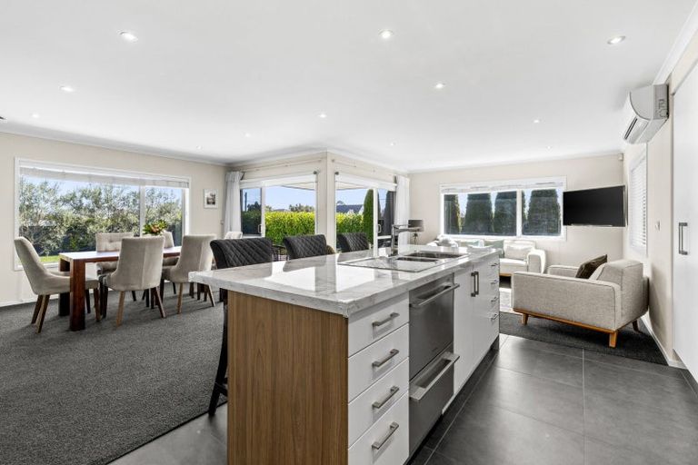 Photo of property in 1 Whakatomo Place, Havelock North, 4130