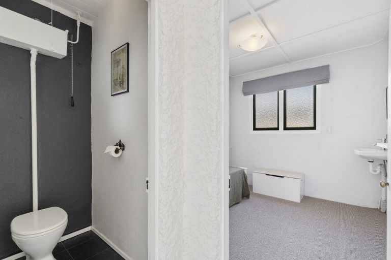 Photo of property in 1/23 Watson Street, Strandon, New Plymouth, 4312