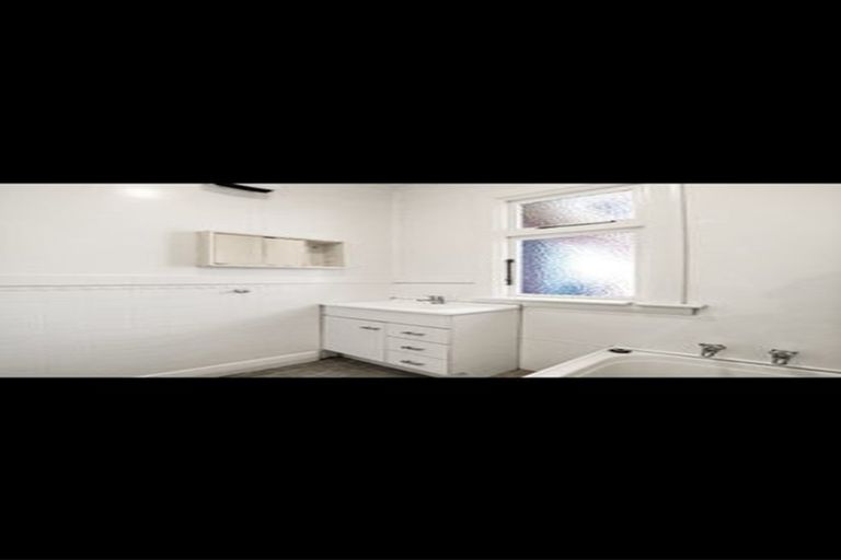 Photo of property in 56 Gordon Road, Mosgiel, 9024