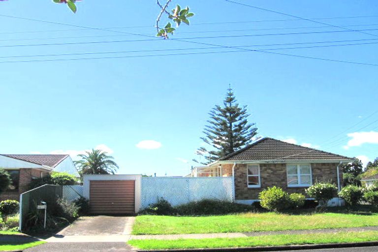 Photo of property in 11 Edorvale Avenue, Manukau, Auckland, 2025
