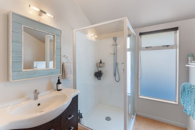 Photo of property in 8 Rodney Avenue, Te Horo Beach, Otaki, 5581