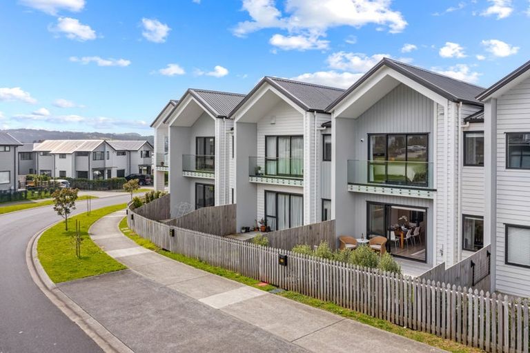 Photo of property in 10b Nellie Drive, Kumeu, 0810