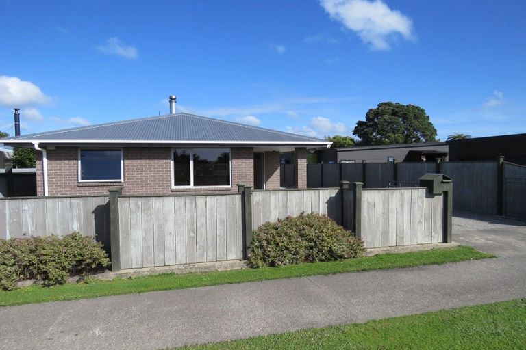 Photo of property in 16 Forbes Street, Westport, 7825