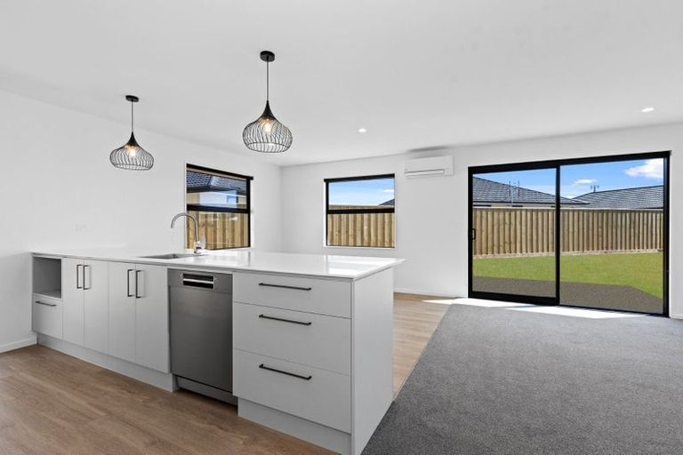 Photo of property in 17 Longore Way, Rolleston, 7614