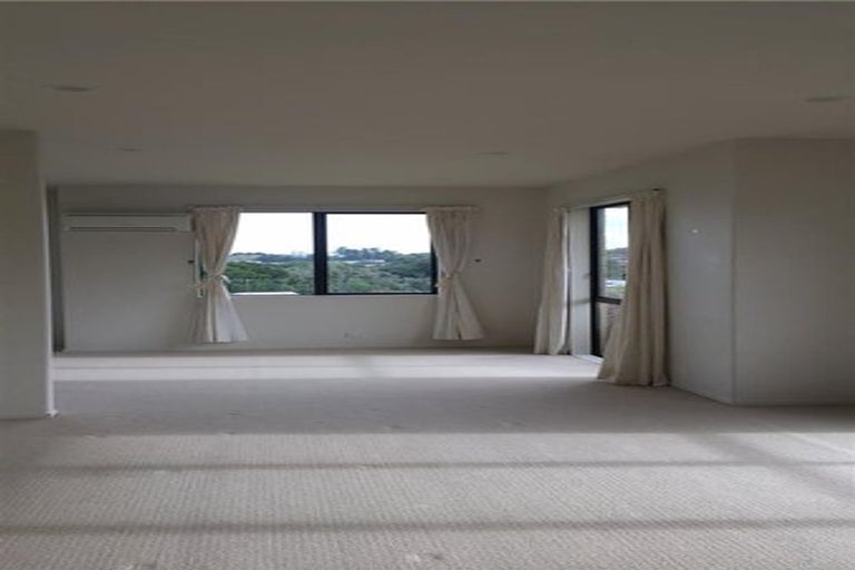 Photo of property in 1 Cetona Court, Flat Bush, Auckland, 2019